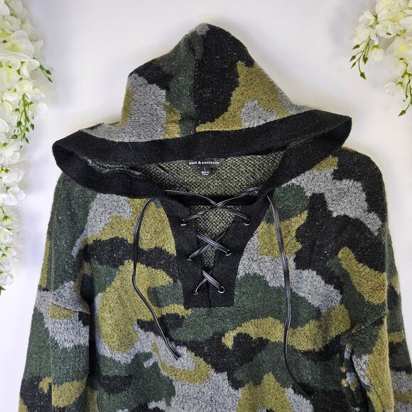Rock & Republic Green Camo Hoodie Sweater LaceUp V-Neck Fall Grunge Sleeze Large - Picture 4 of 8